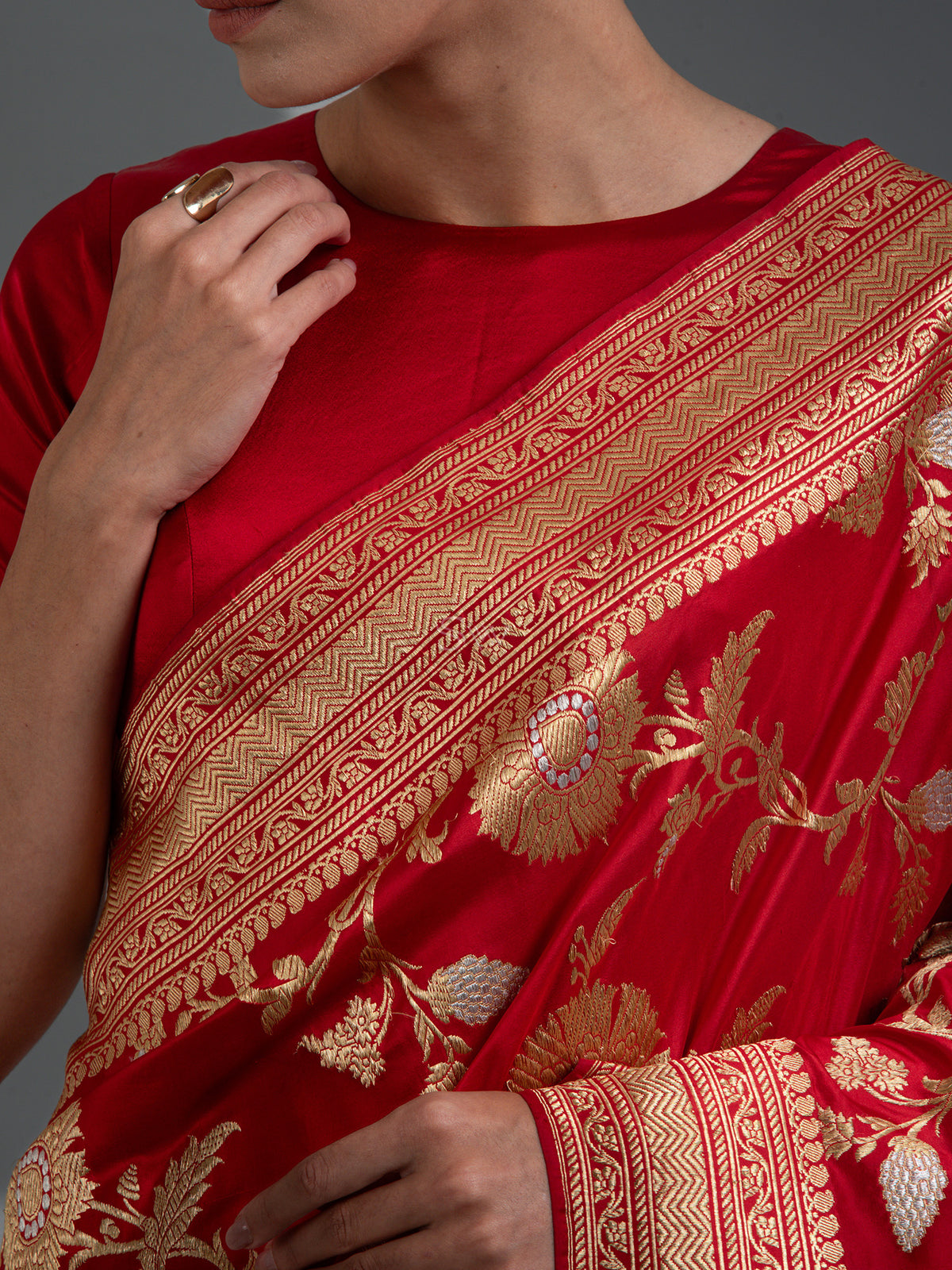 Red Jaal Katan Silk Handloom Banarasi Saree