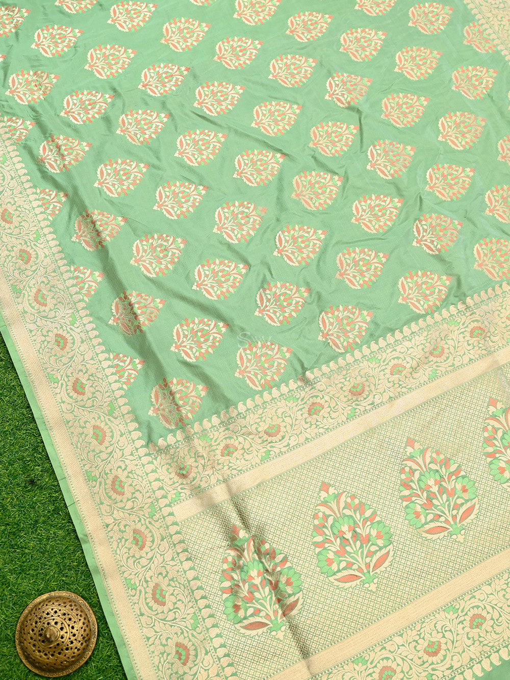 Pista Green Meenakari Boota Katan Silk Handloom Banarasi Saree