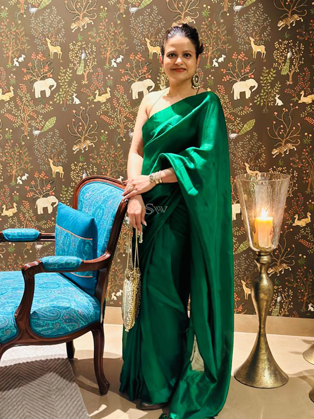 Gossamer Dark Green Soft Silk Saree With Comely Blouse Piece –  LajreeDesigner