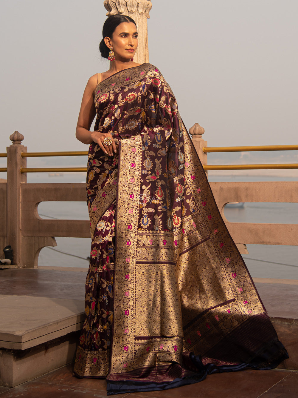 Saumya Maroon Banarasi Saree – Zariknyaa