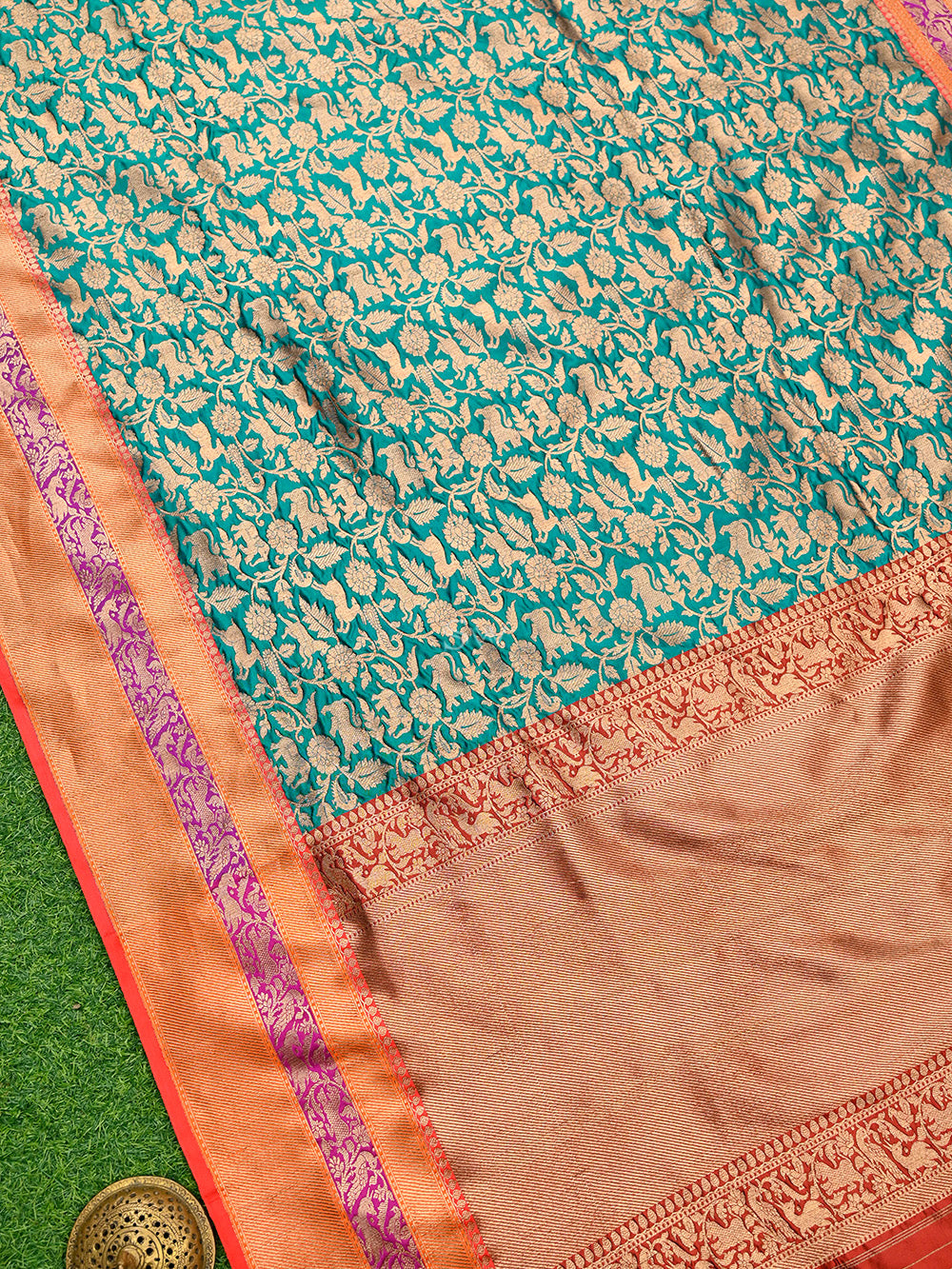 Teal Green Shikargah Katan Silk Handloom Banarasi Saree - Sacred Weaves