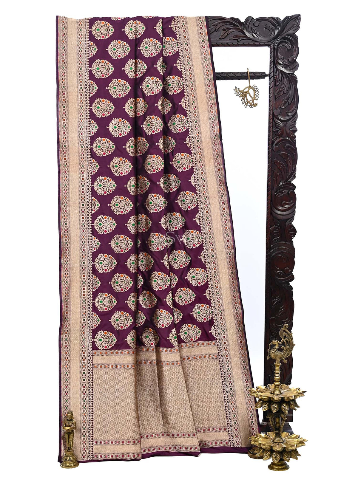 Wine Meenakari Boota Katan Silk Handloom Banarasi Saree