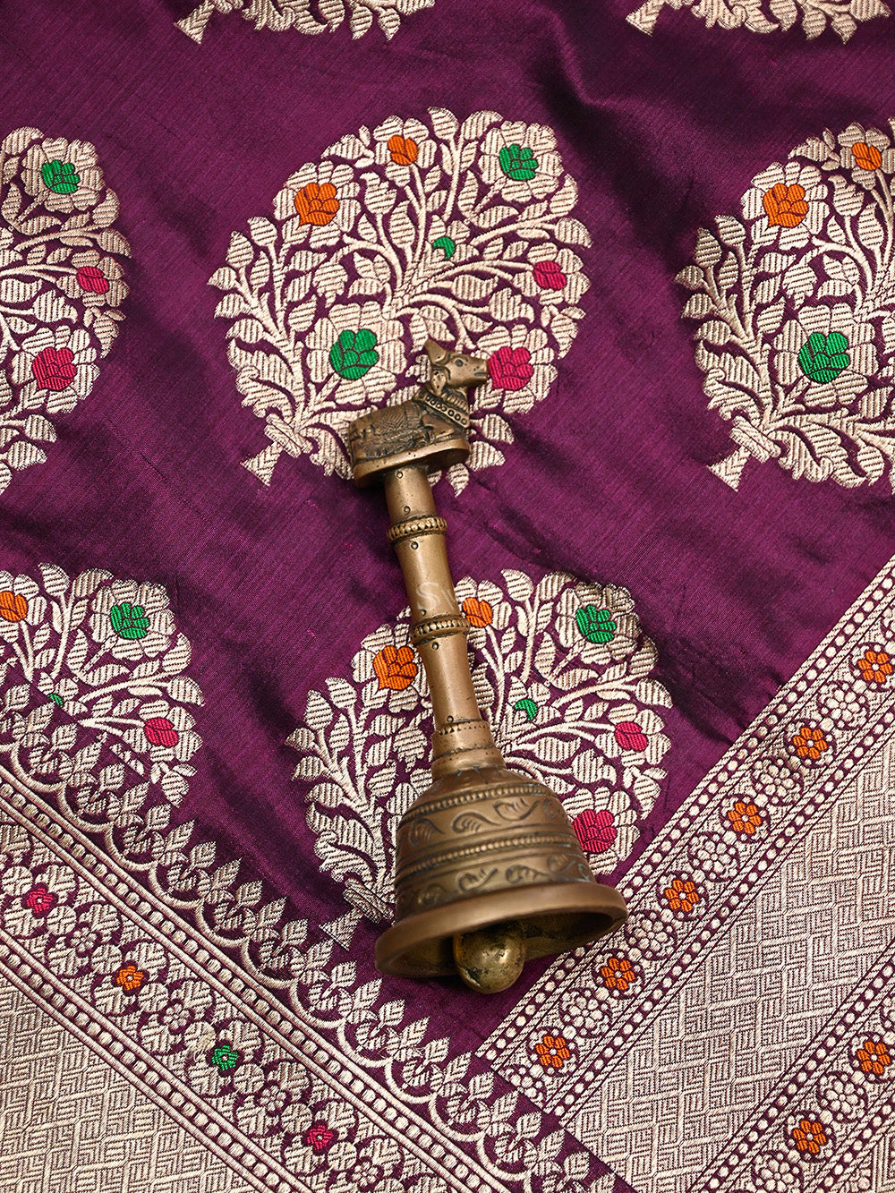 Wine Meenakari Boota Katan Silk Handloom Banarasi Saree