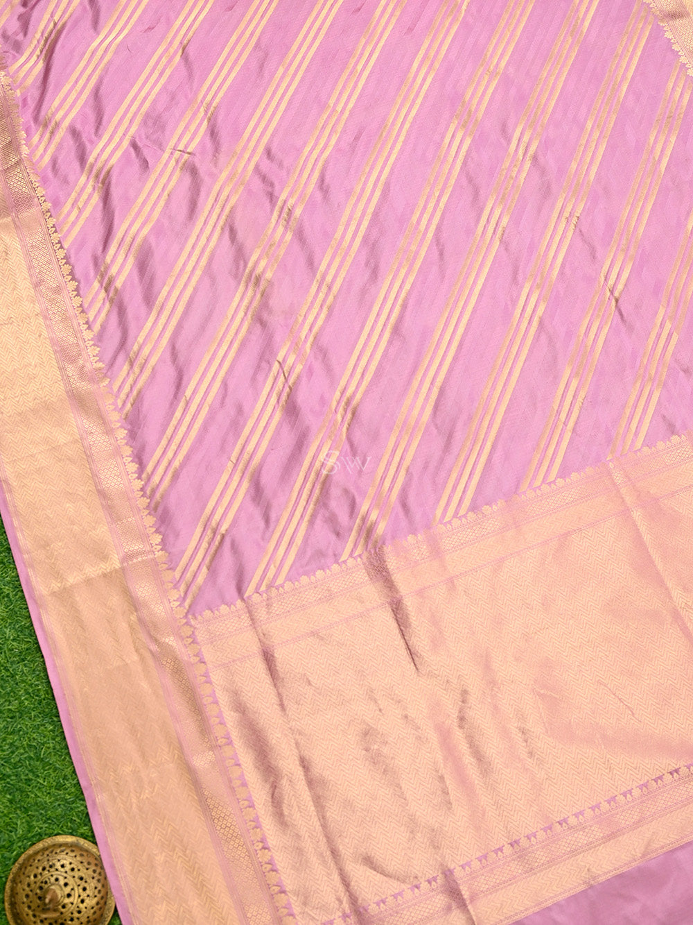 Pastel Purple Katan Silk Handloom Banarasi Saree