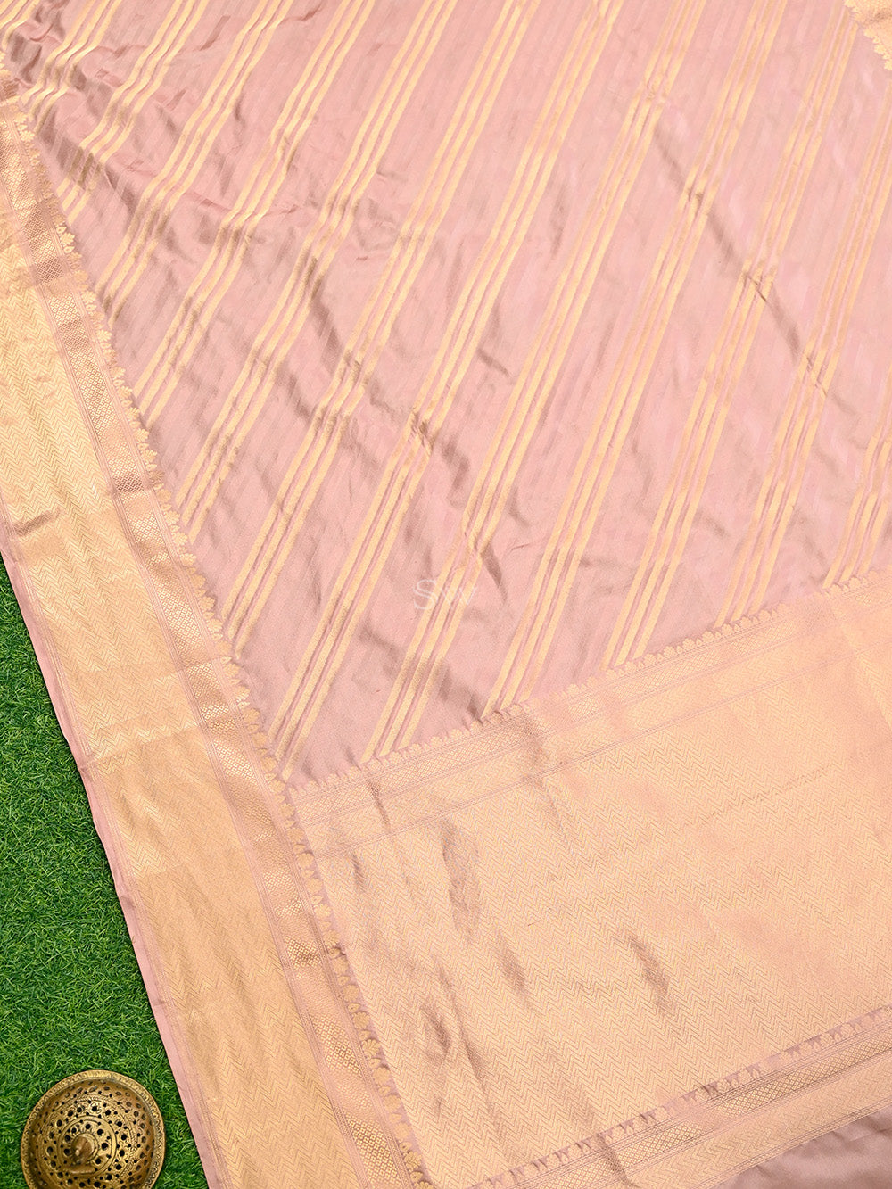 Dusky Pink Katan Silk Handloom Banarasi Saree