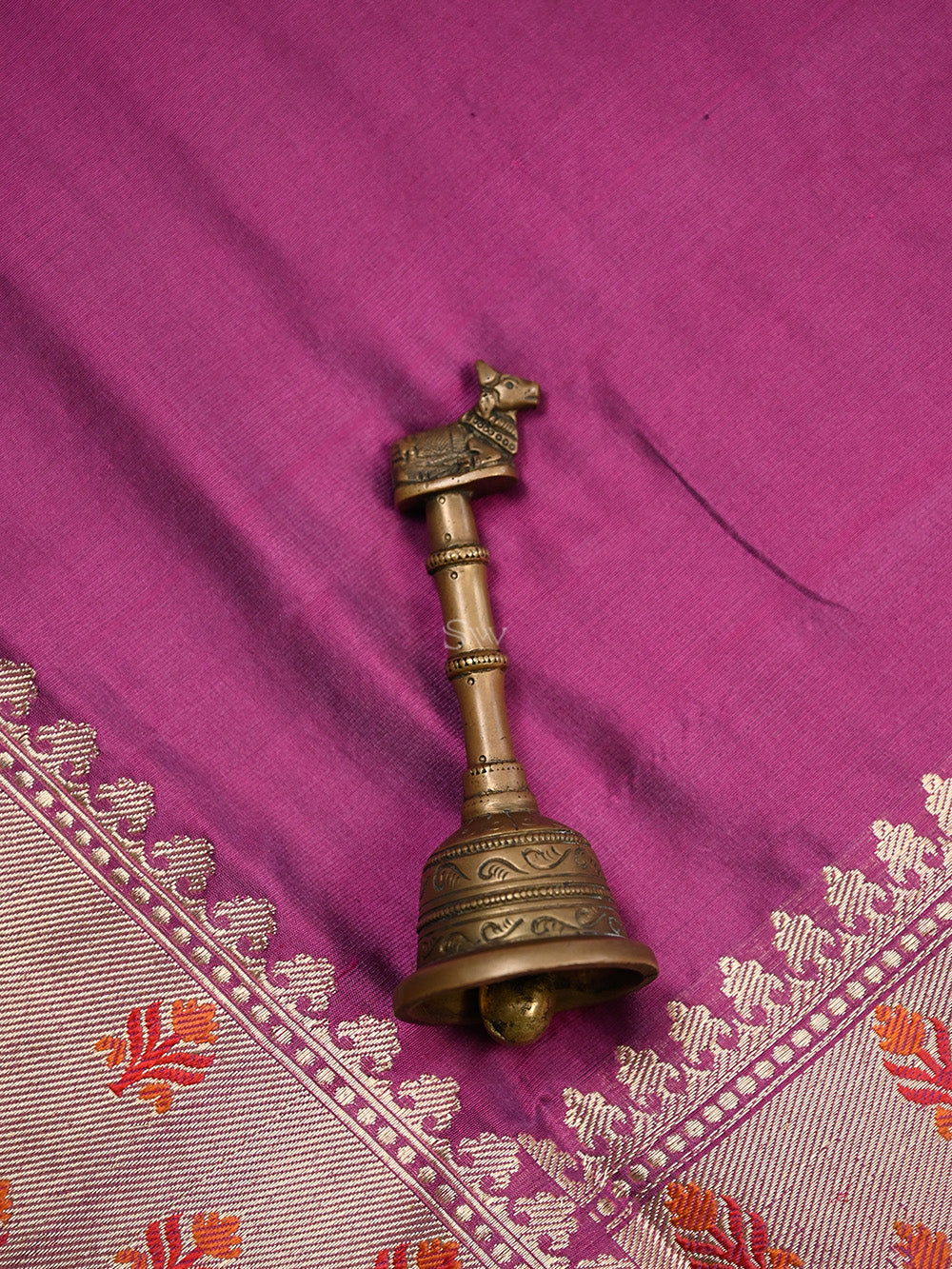 Dark Magenta Plain Katan Silk Handloom Banarasi Saree