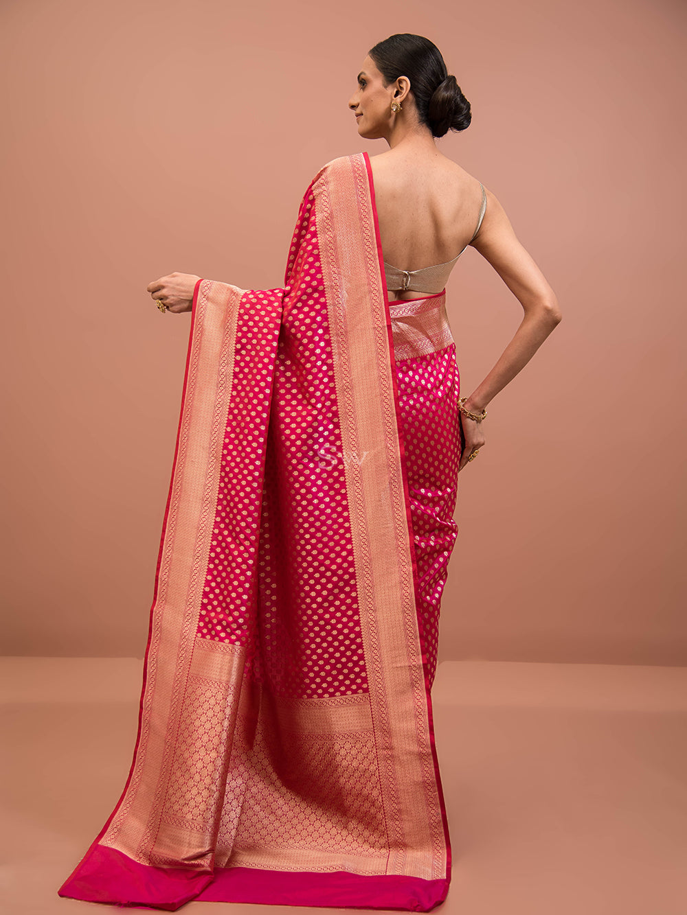 Magenta Orange Booti Katan Silk Uppada Handloom Banarasi Saree - Sacred Weaves