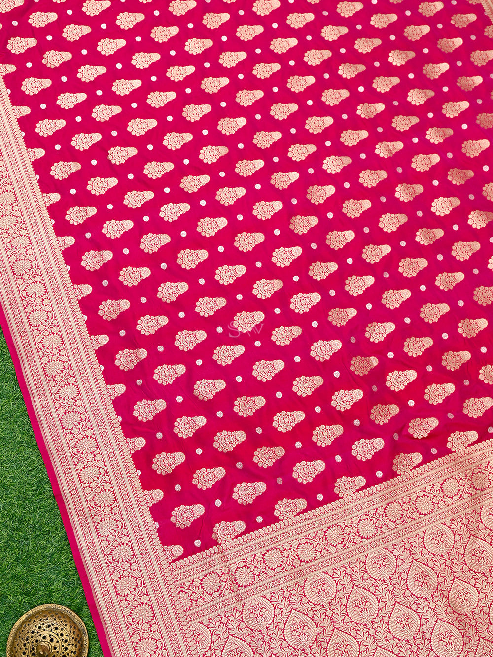 Pink Red Boota Uppada Katan Silk Handloom Banarasi Saree - Sacred Weaves