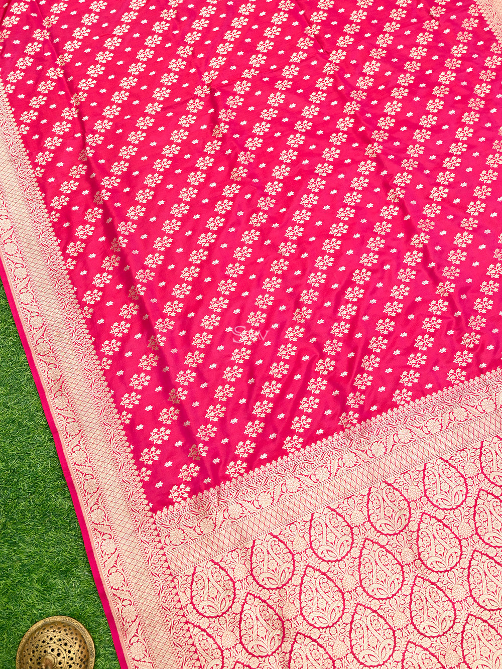 Dark Pink Jaal Katan Silk Handloom Banarasi Saree