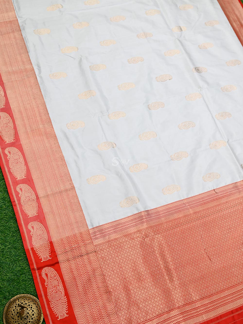 White Boota Katan Silk Handloom Banarasi Saree - Sacred Weaves