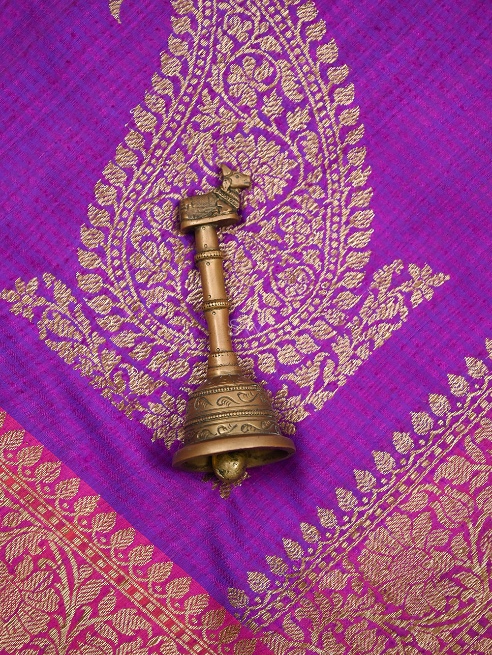 Purple Magenta Konia Dupion Silk Handloom Banarasi Saree