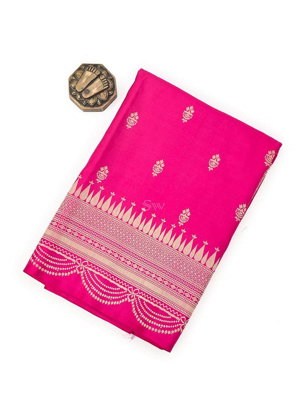 Magenta Booti Satin Silk Handloom Banarasi Saree