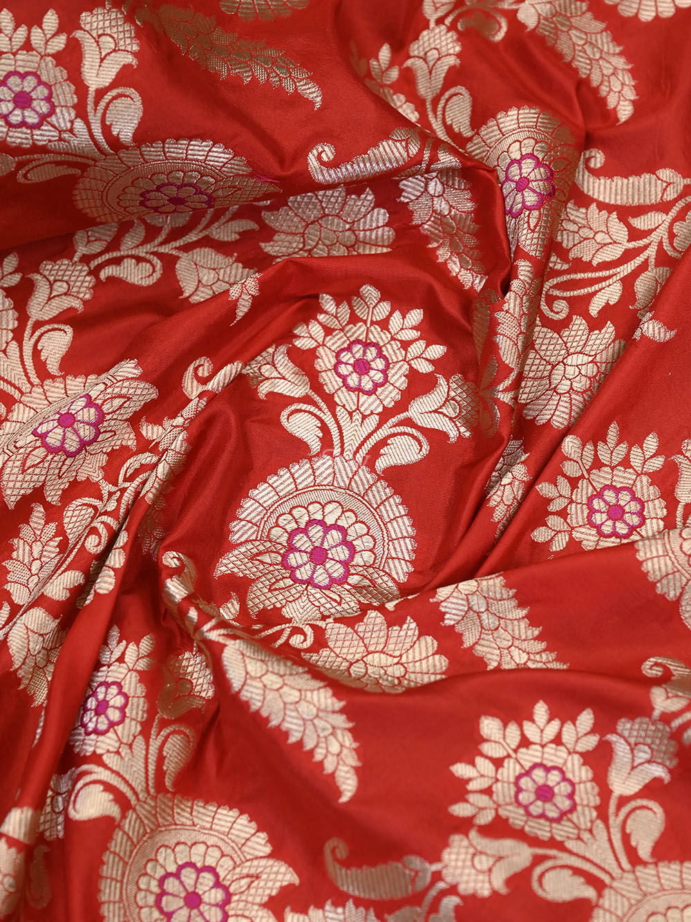 Red Meenakari Uppada Katan Silk Handloom Banarasi Saree - Gift Box -  Sacred Weaves