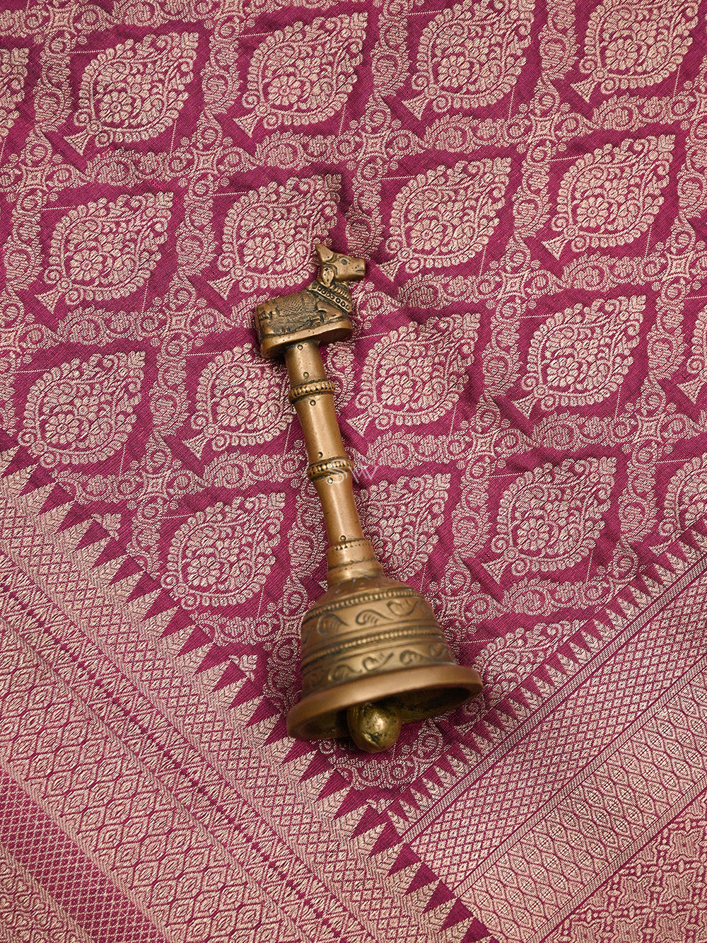 Wine Jaal Katan Silk Handloom Banarasi Saree