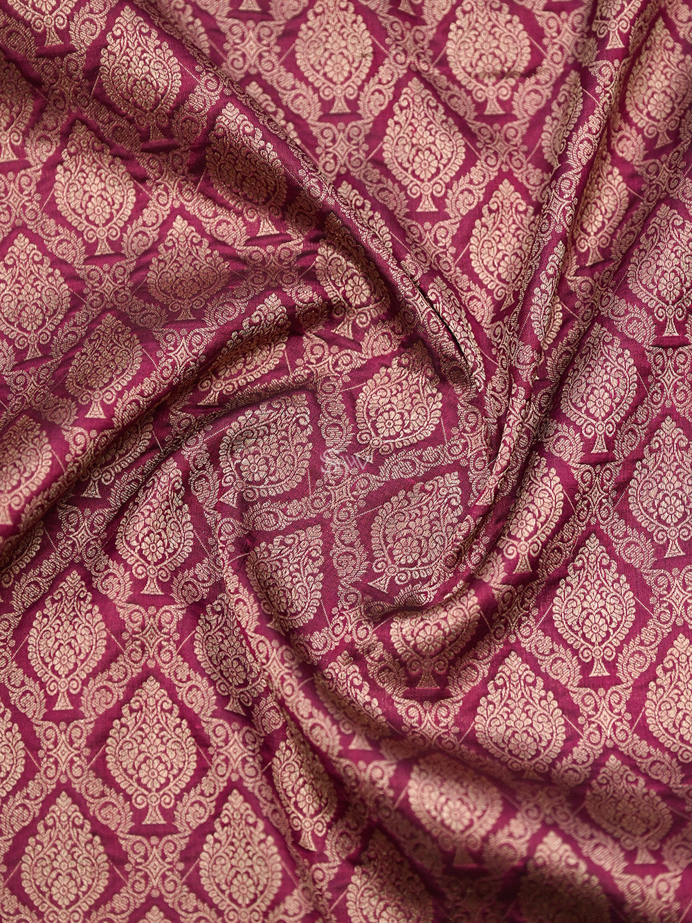 Wine Jaal Katan Silk Handloom Banarasi Saree