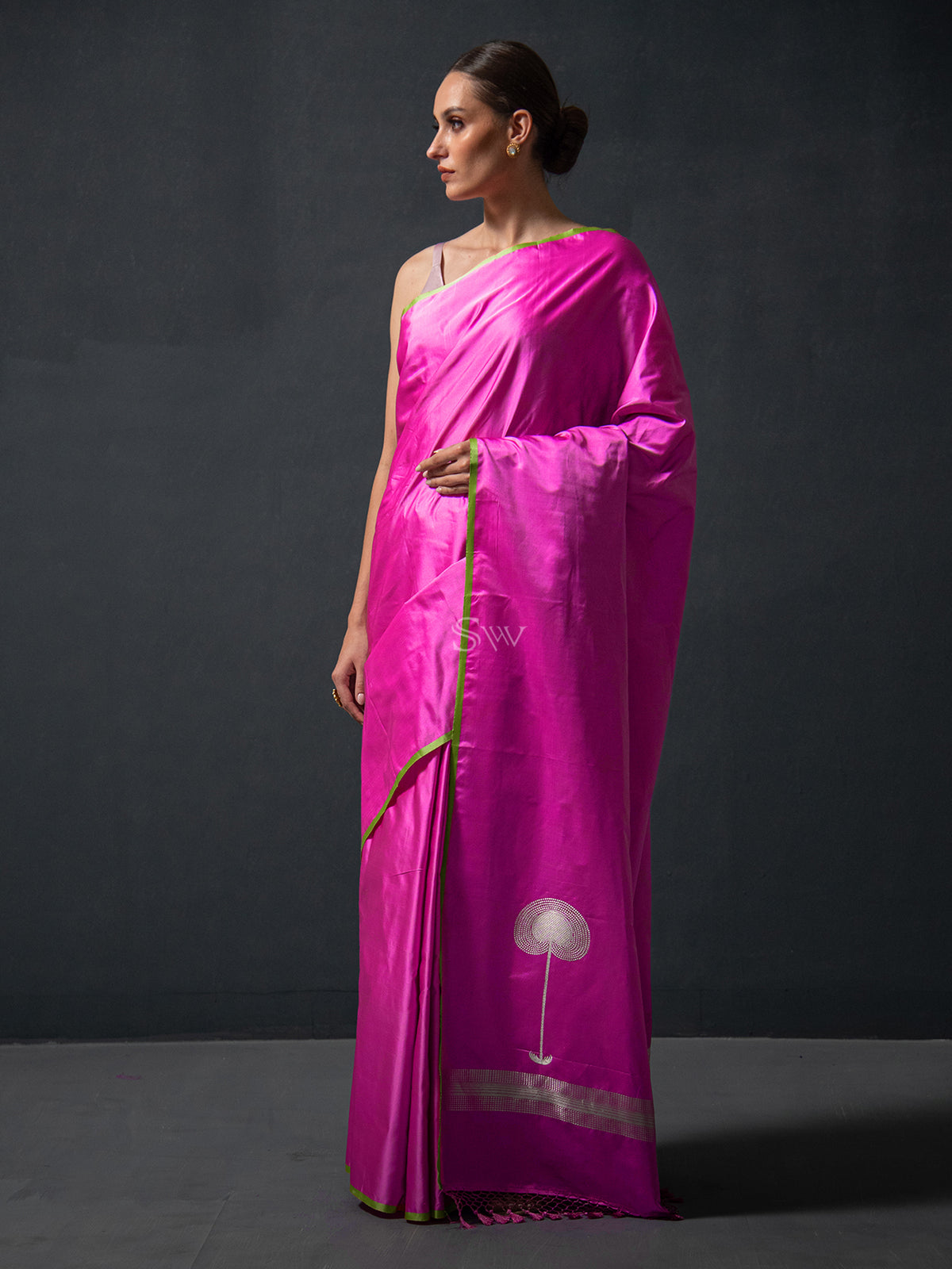 Magenta Plain Satin Silk Handloom Banarasi Saree - Sacred Weaves