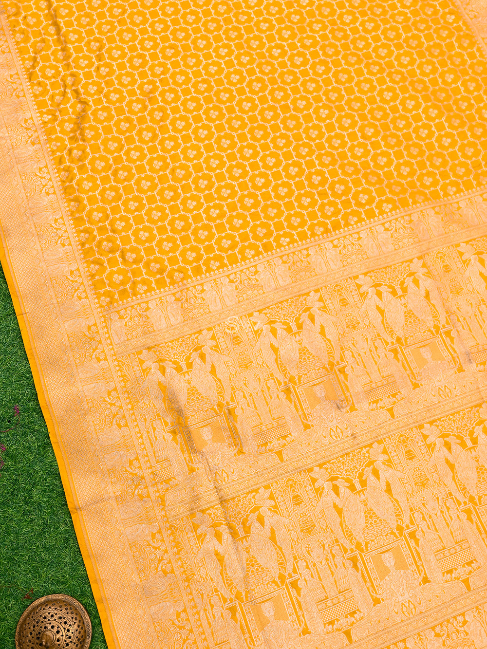 Bright Yellow Katan Silk Handloom Banarasi Saree