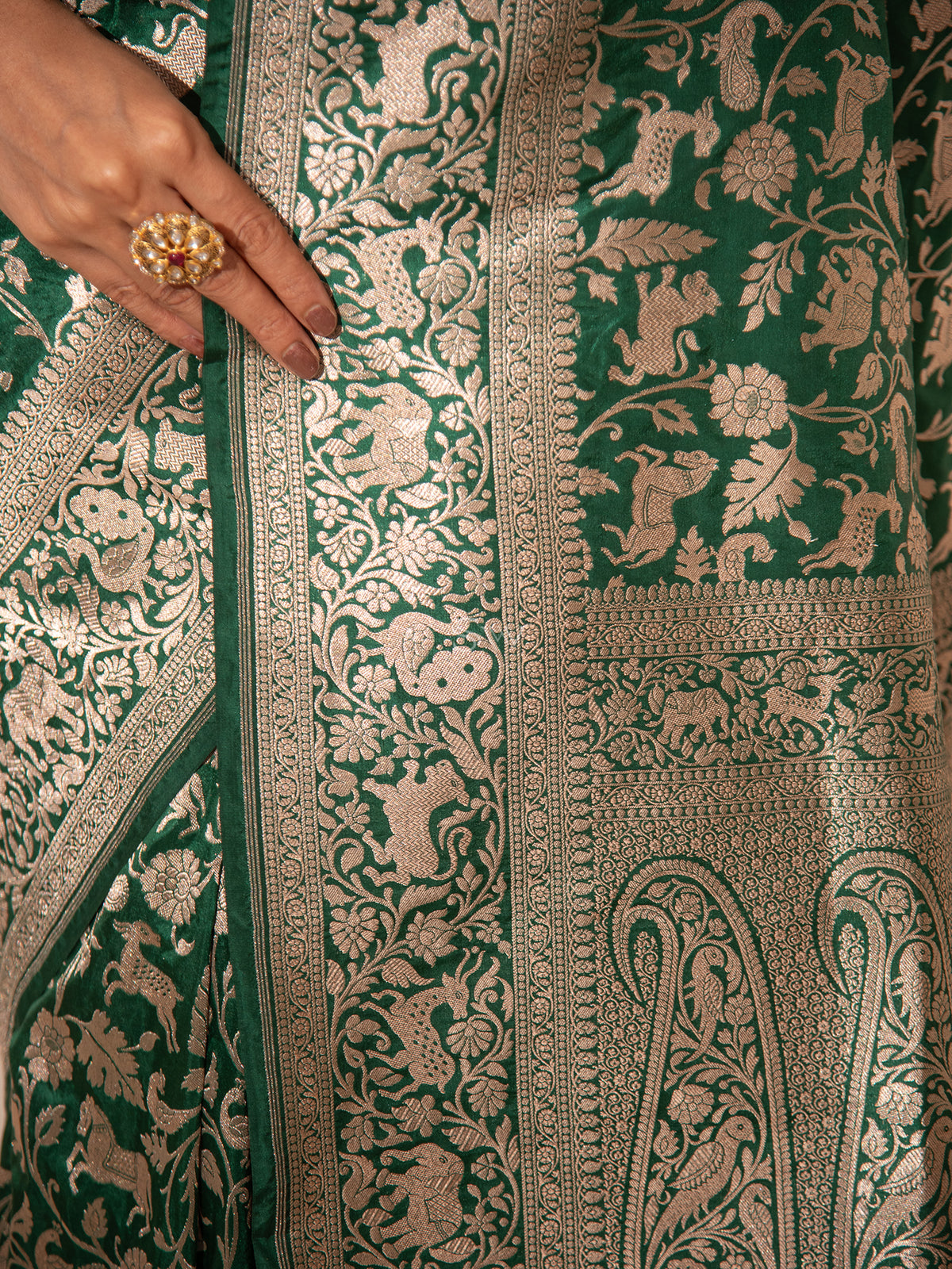 Botte Green Shikargah Brocade Handloom Banarasi Saree - Sacred Weaves