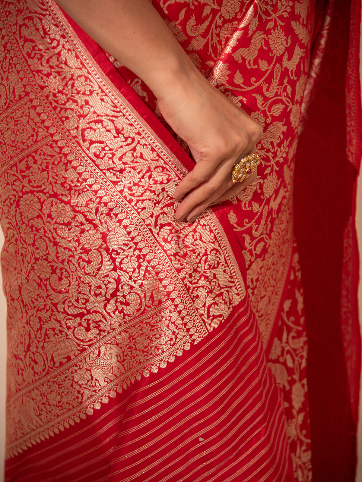 Red Shikargah Katan Silk Handloom Banarasi Saree - Sacred Weaves