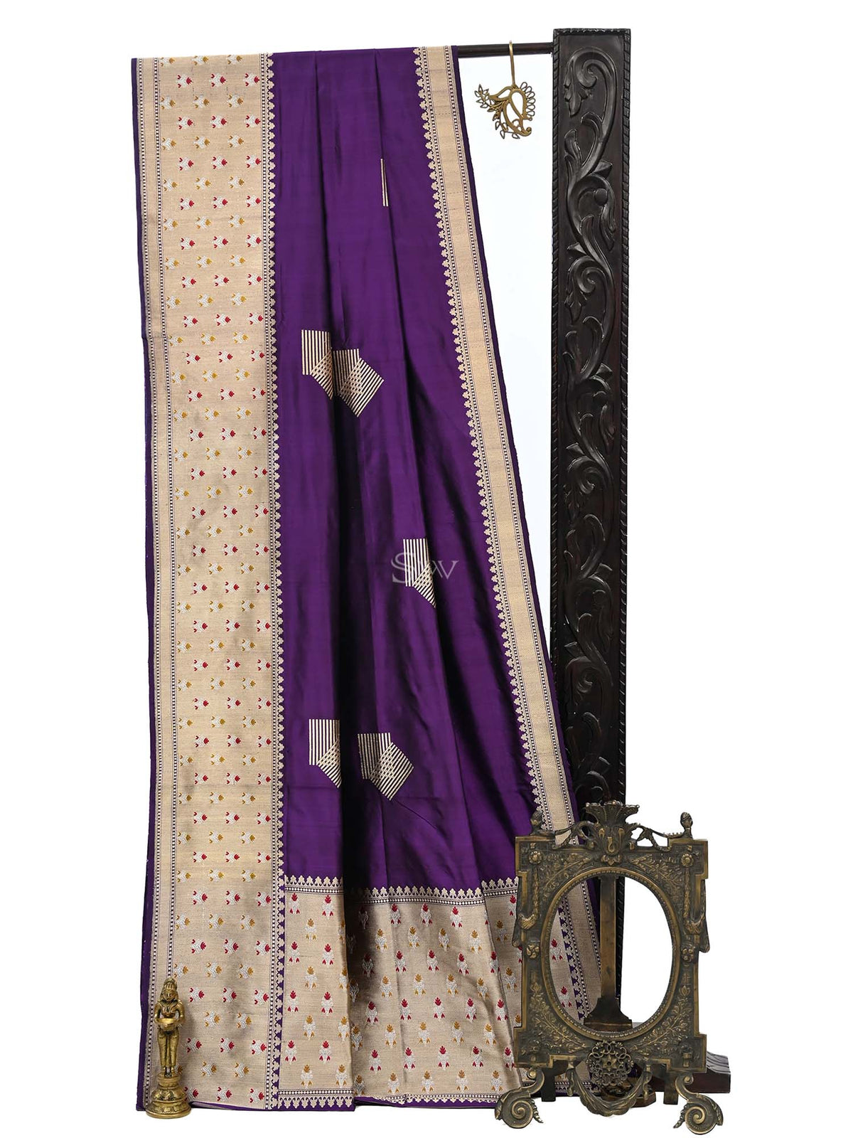 Purple Boota Katan Silk Handloom Banarasi Saree