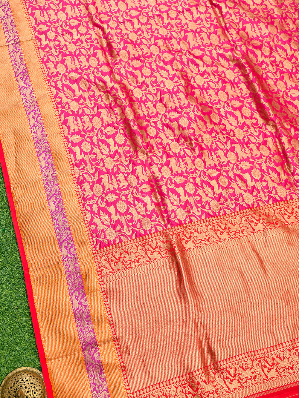 Dark Pink Shikargah Katan Silk Handloom Banarasi Saree - Sacred Weaves