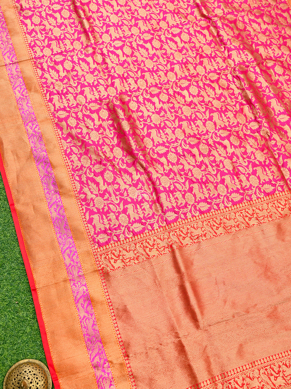 Pink Red Shikargah Katan Silk Handloom Banarasi Saree - Sacred Weaves