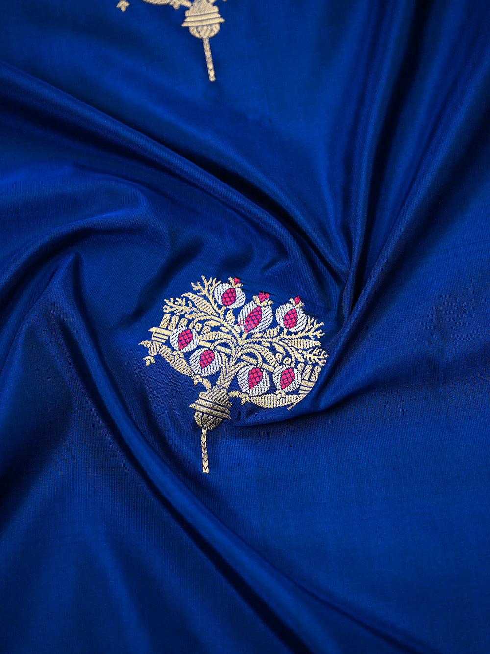 Royal Blue Meenakari Boota Katan Silk Handloom Banarasi Saree