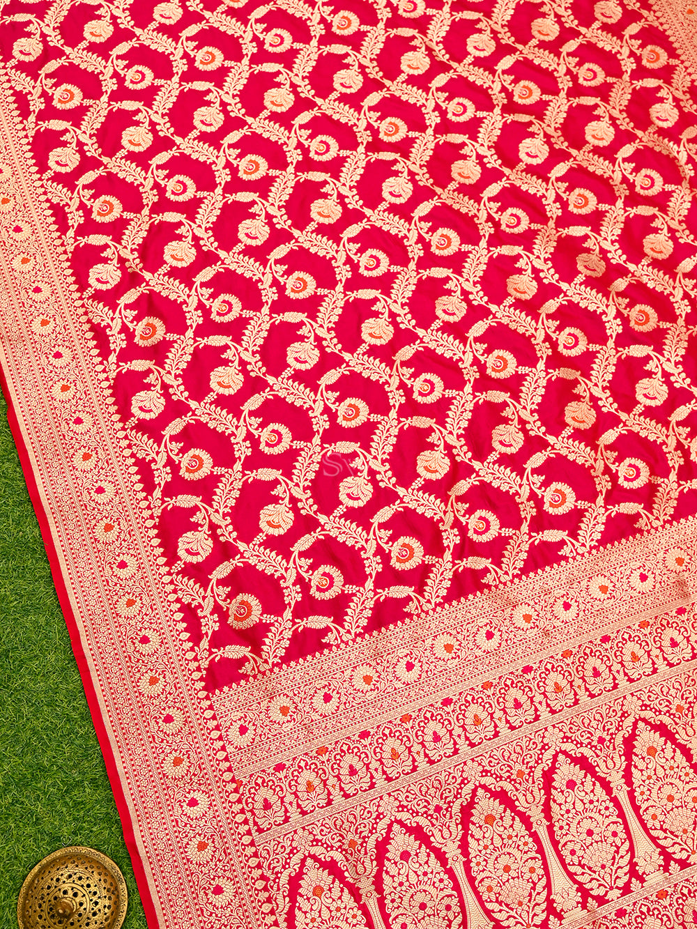 Pink Red Meenakari Uppada Katan Silk Handloom Banarasi Saree - Sacred Weaves