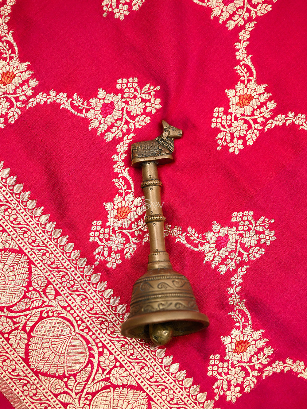 Dark Pink Meenakari Jaal Katan Silk Handloom Banarasi Saree