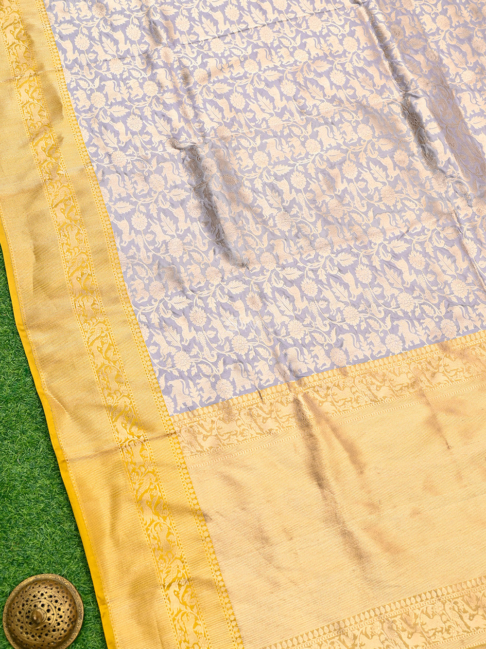 Grey Shikargah Katan Silk Handloom Banarasi Saree - Sacred Weaves