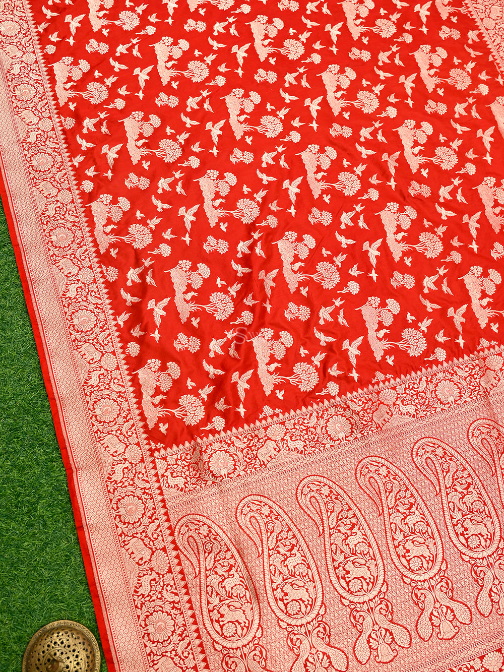 Red Shikargah Katan Silk Handloom Banarasi Saree