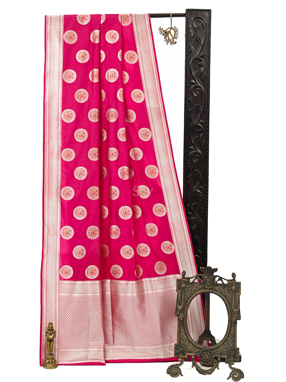 Dark Pink Shikargah Boota Katan Silk Handloom Banarasi Saree