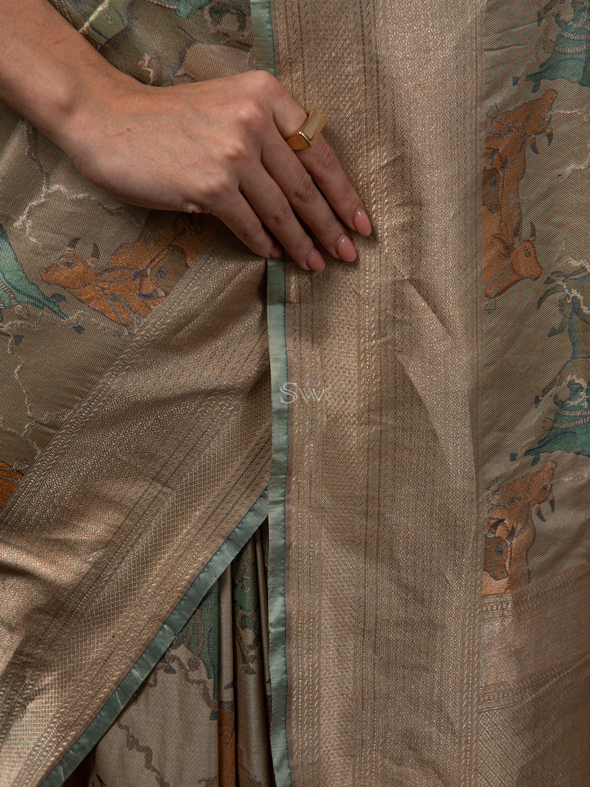 Pastel Brown Tissue Katan Silk Handloom Banarasi Saree - Sacred Weaves