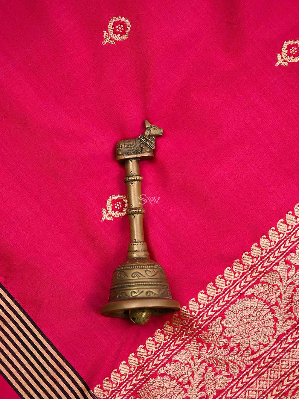 Dark Pink Meenakari Booti Katan Silk Handloom Banarasi Saree