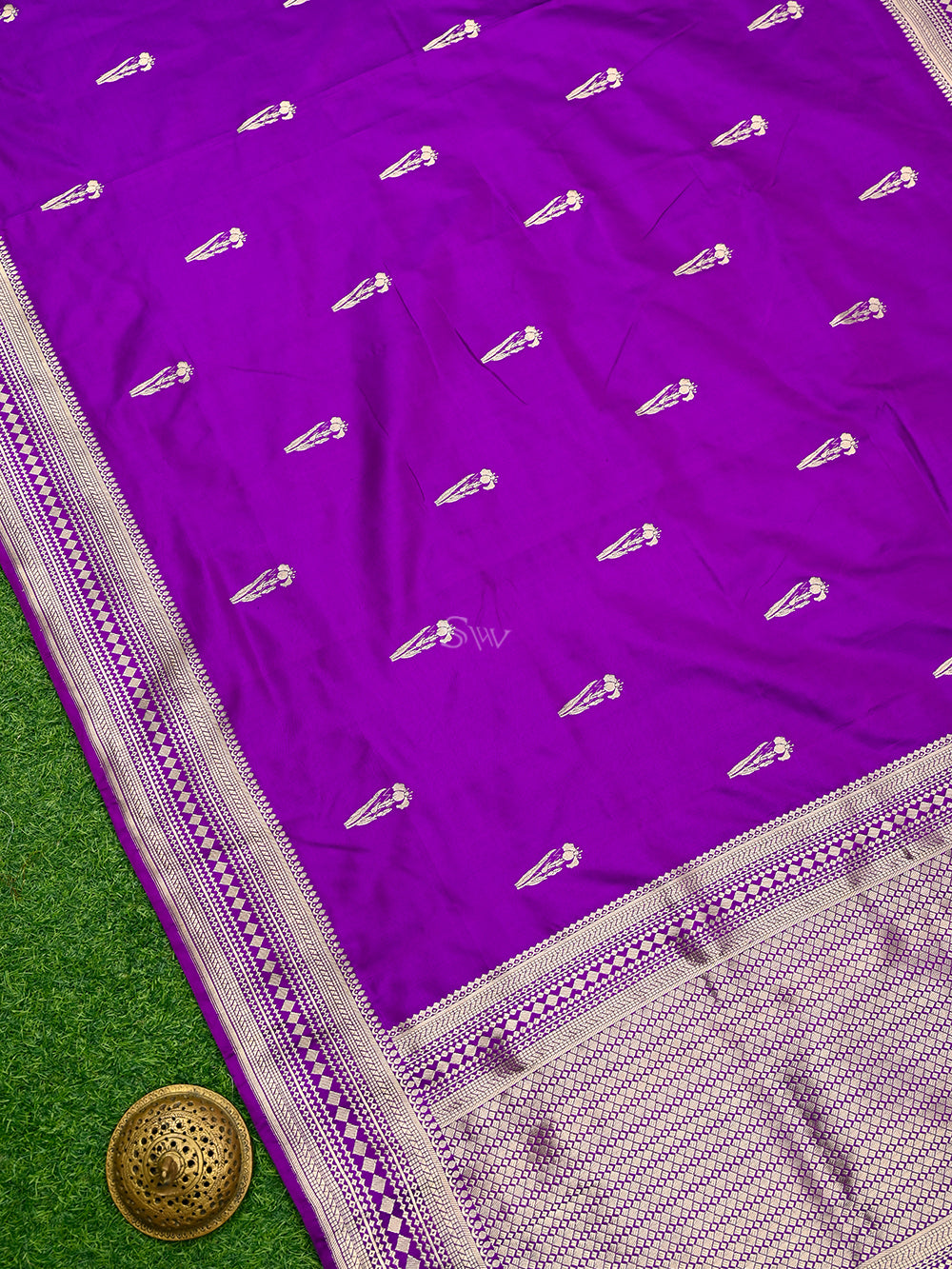 Purple Booti Satin Silk Handloom Banarasi Saree