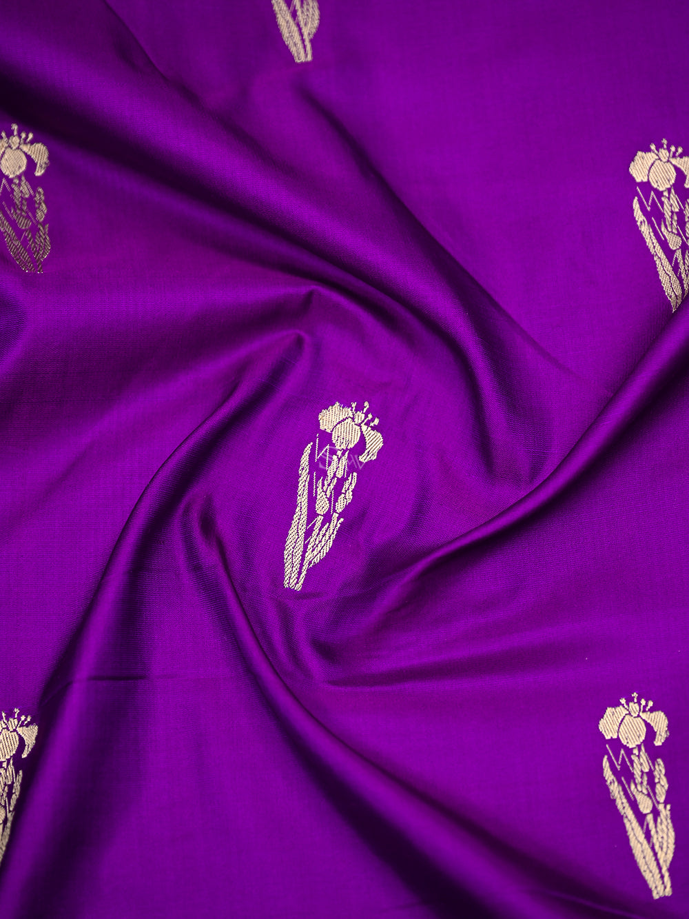 Purple Booti Satin Silk Handloom Banarasi Saree