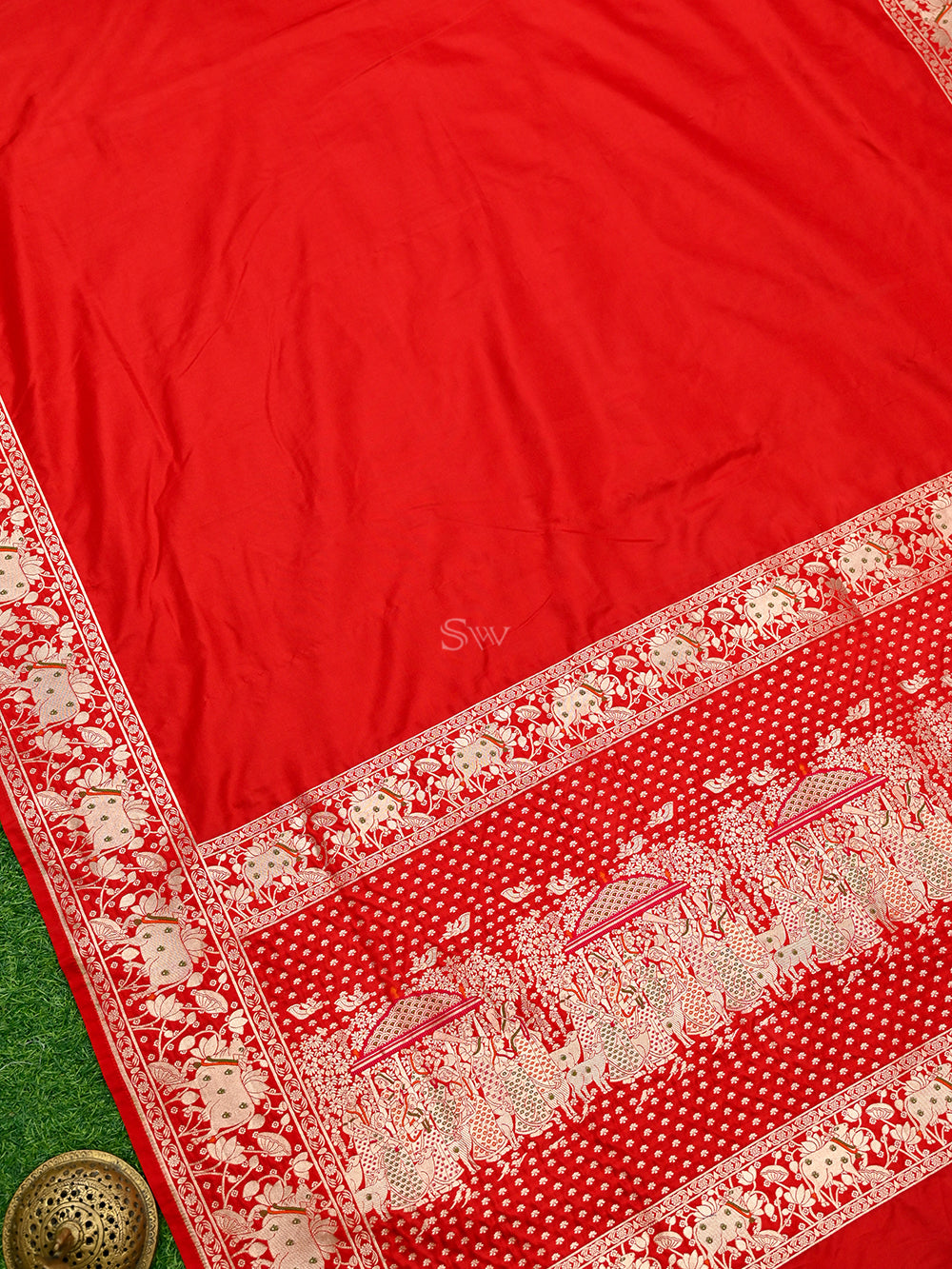 Red Shikargah Satin Silk Handloom Banarasi Saree