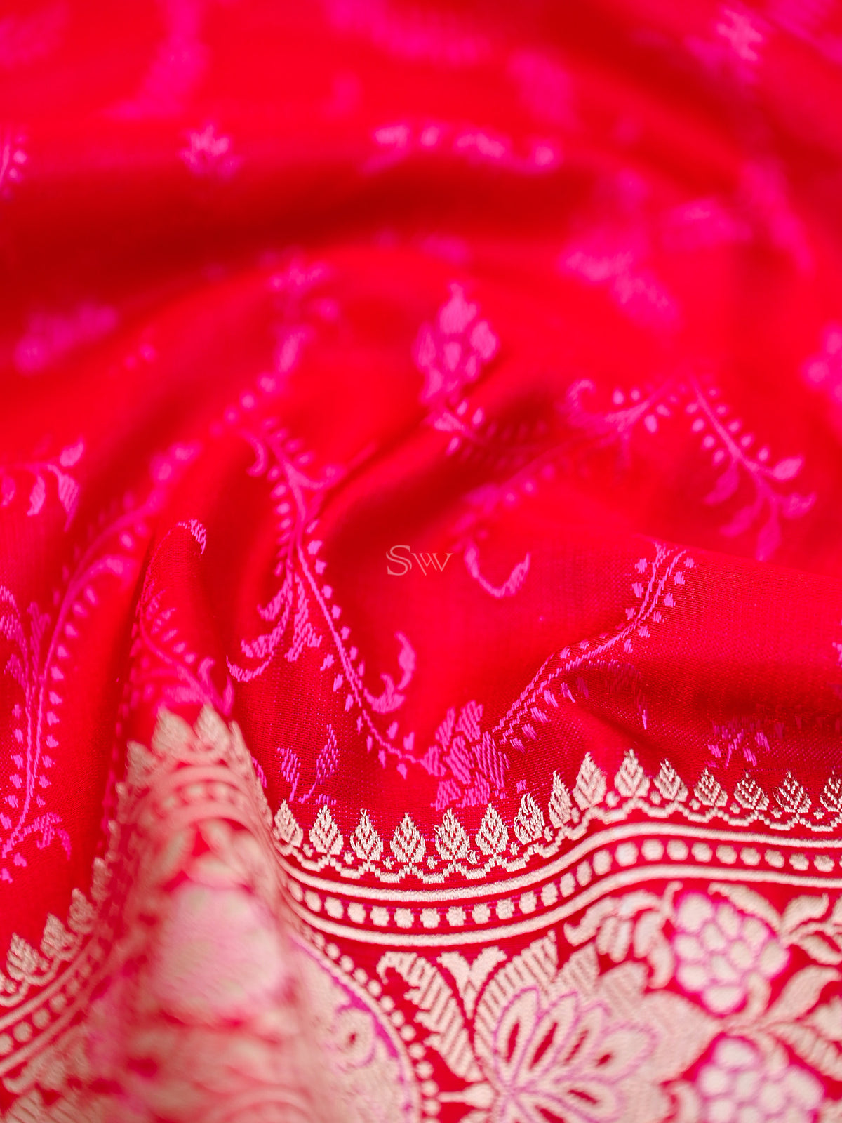 Pink Red Tanchoi Silk Handloom Banarasi Fabric