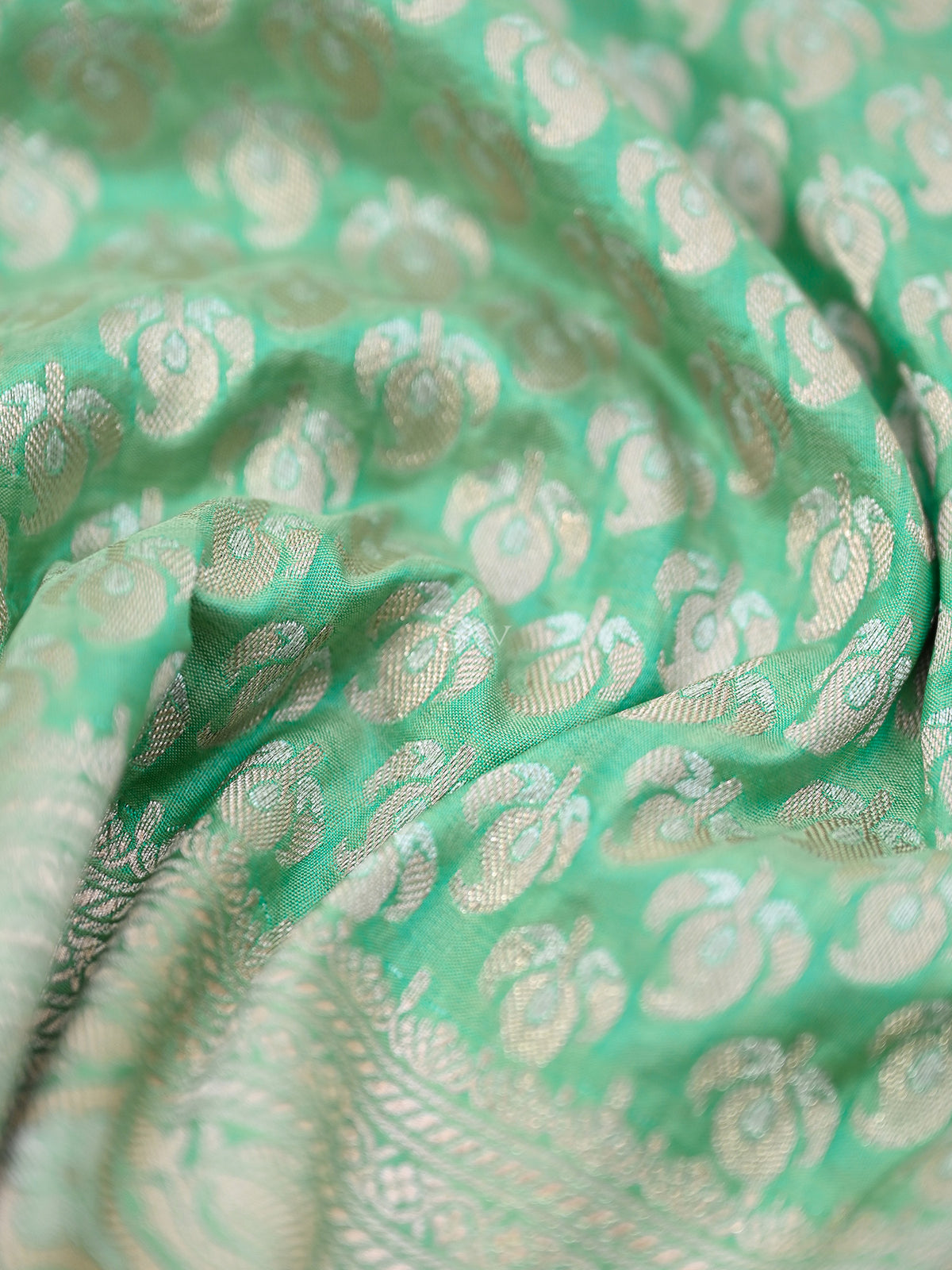 Green Sona Rupa Katan Silk Handloom Banarasi Fabric