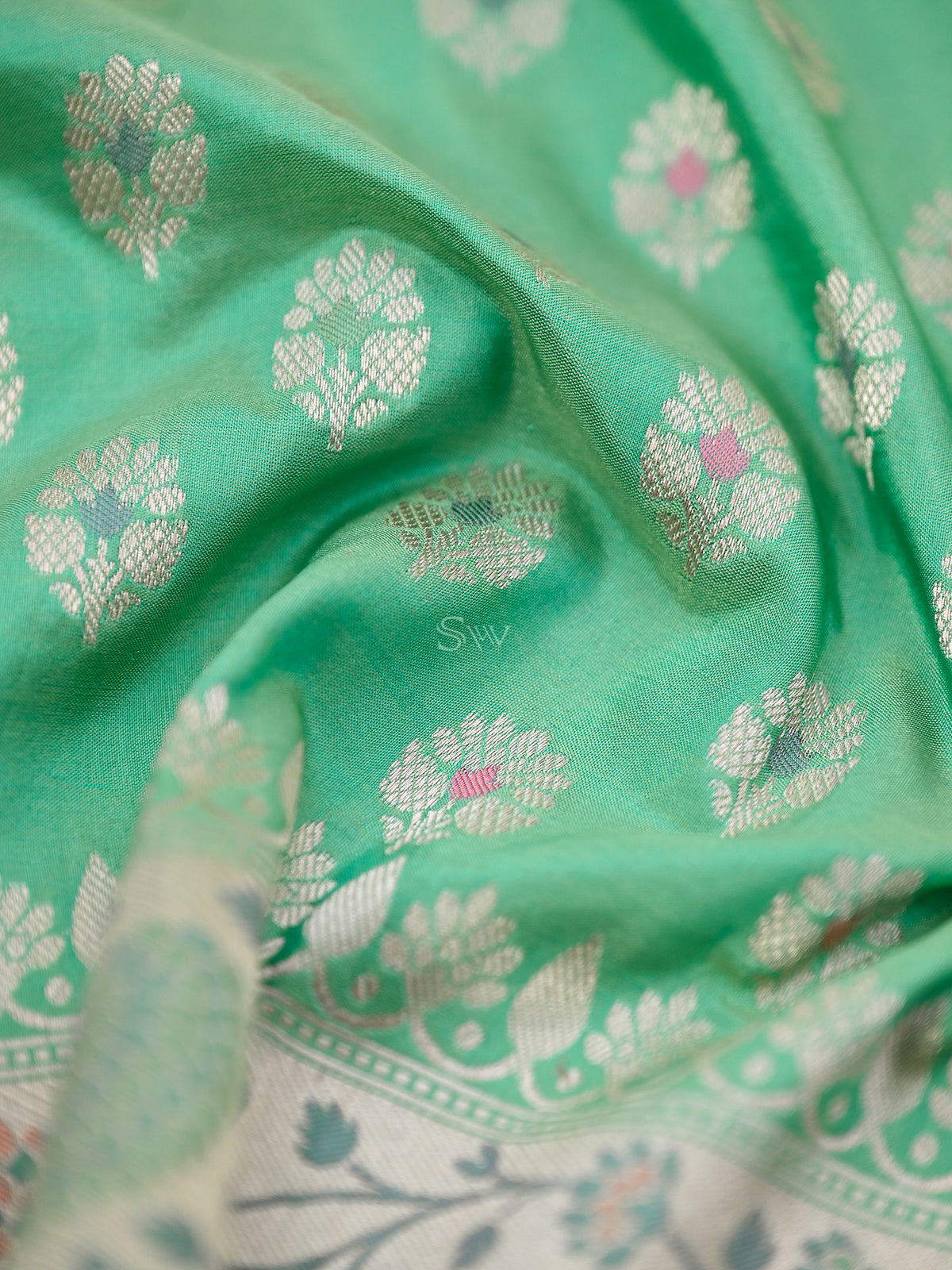 Green Meenakari Booti Katan Silk Handloom Banarasi Fabric