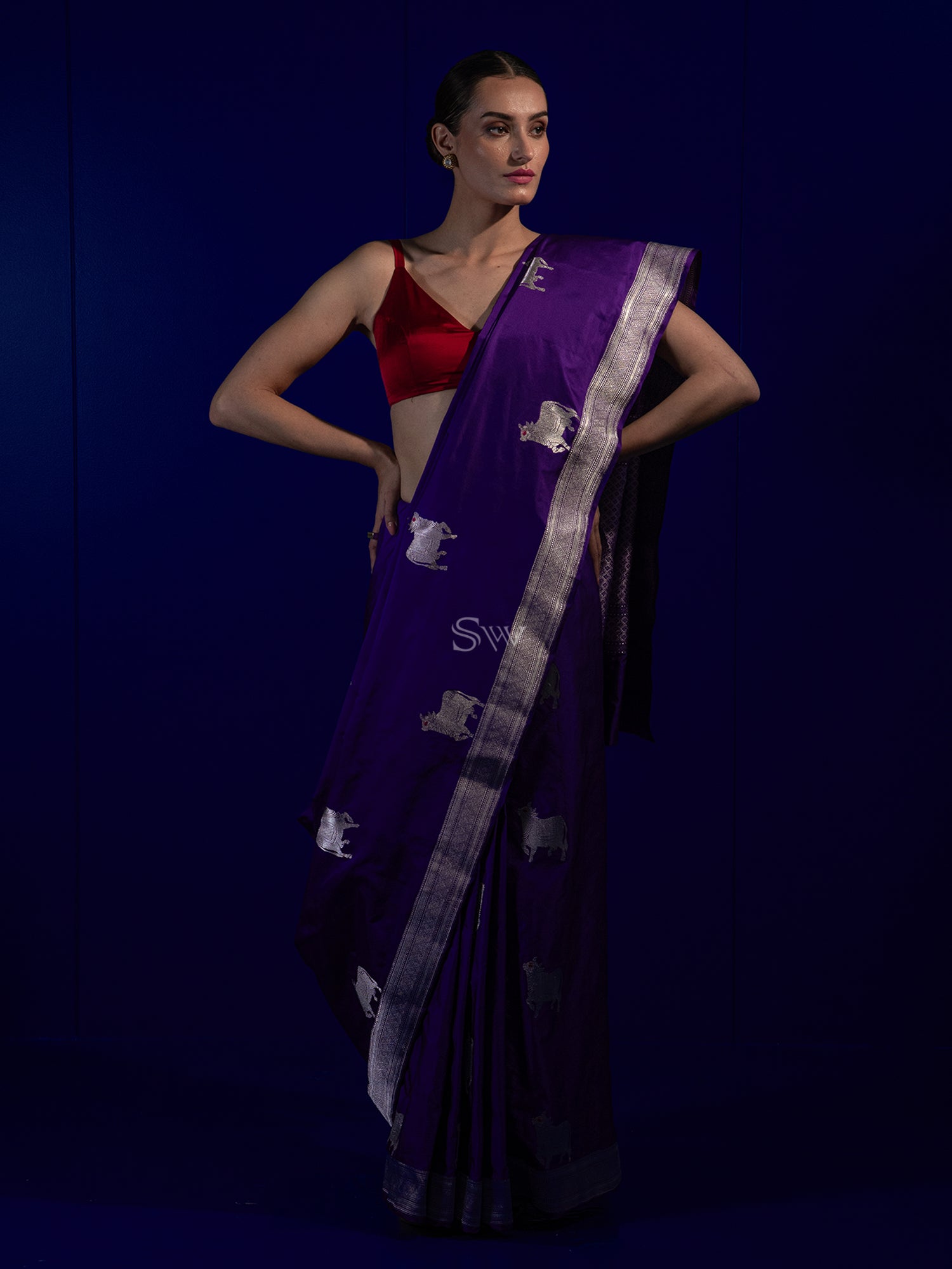 Purple Shikargah Boota Katan Silk Handloom Banarasi Saree - Sacred Weaves