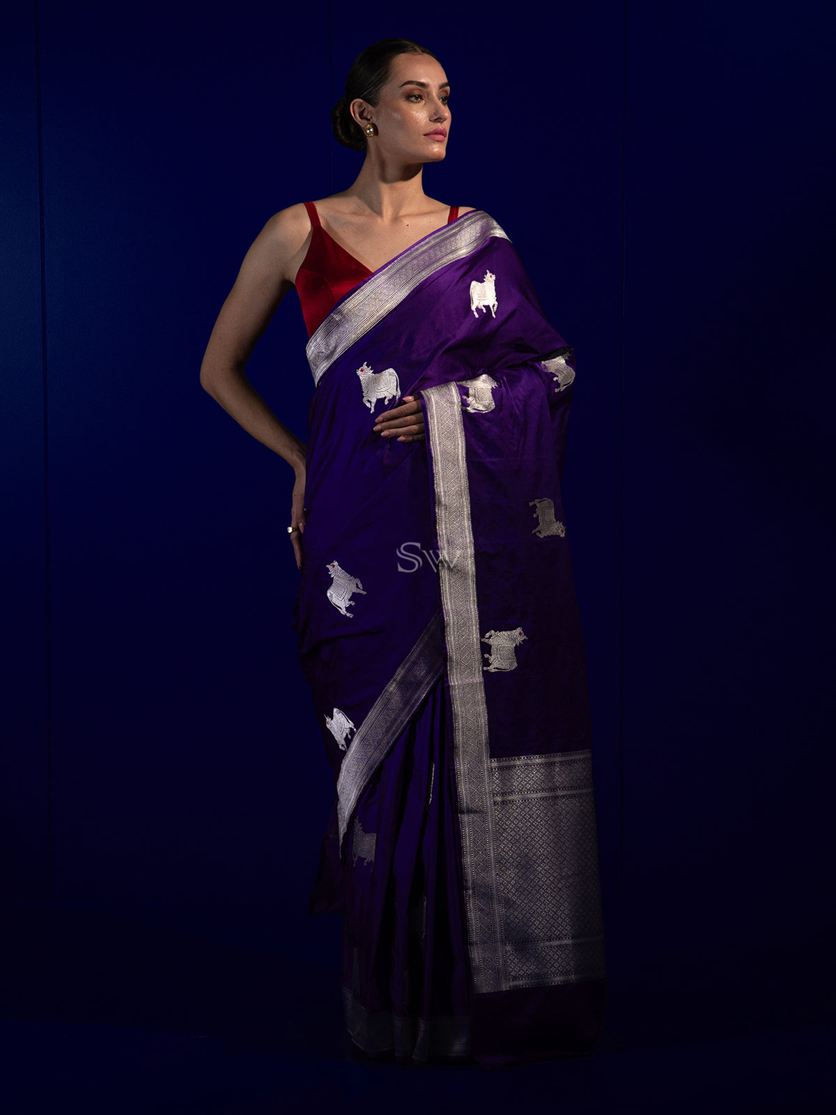 Purple Shikargah Boota Katan Silk Handloom Banarasi Saree - Sacred Weaves