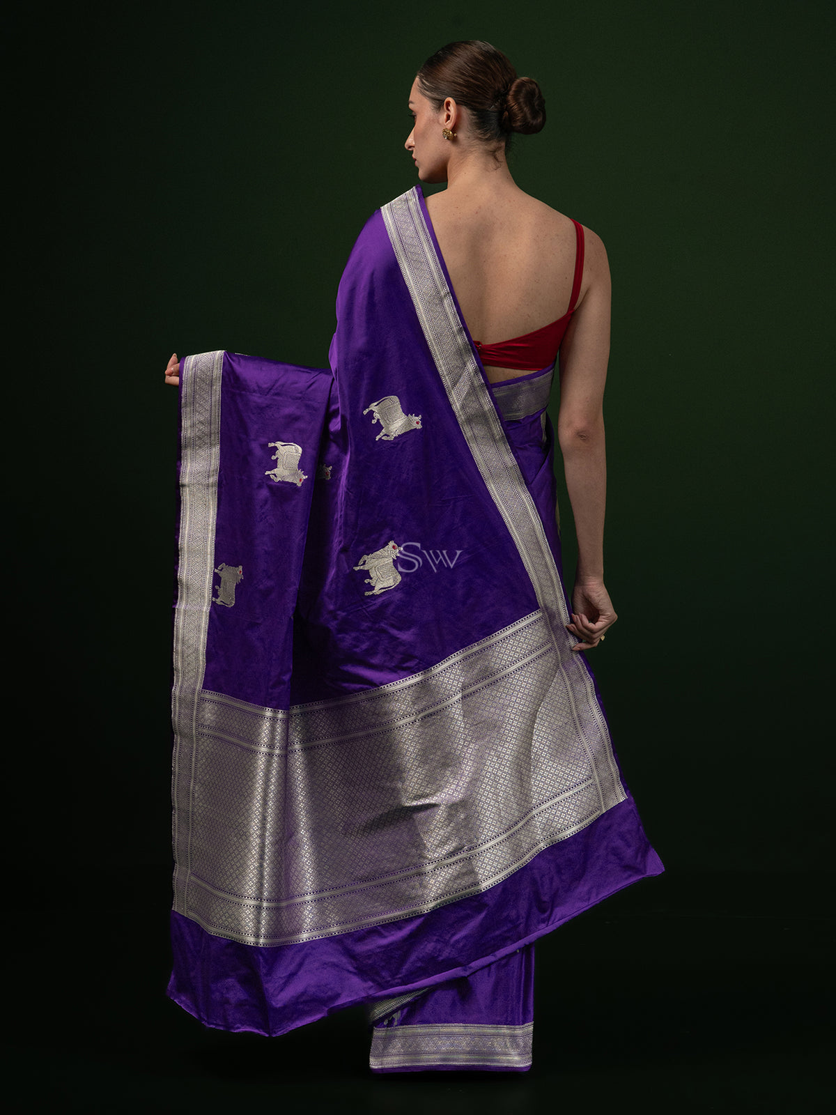 Purple Shikargah Boota Katan Silk Handloom Banarasi Saree - Sacred Weaves