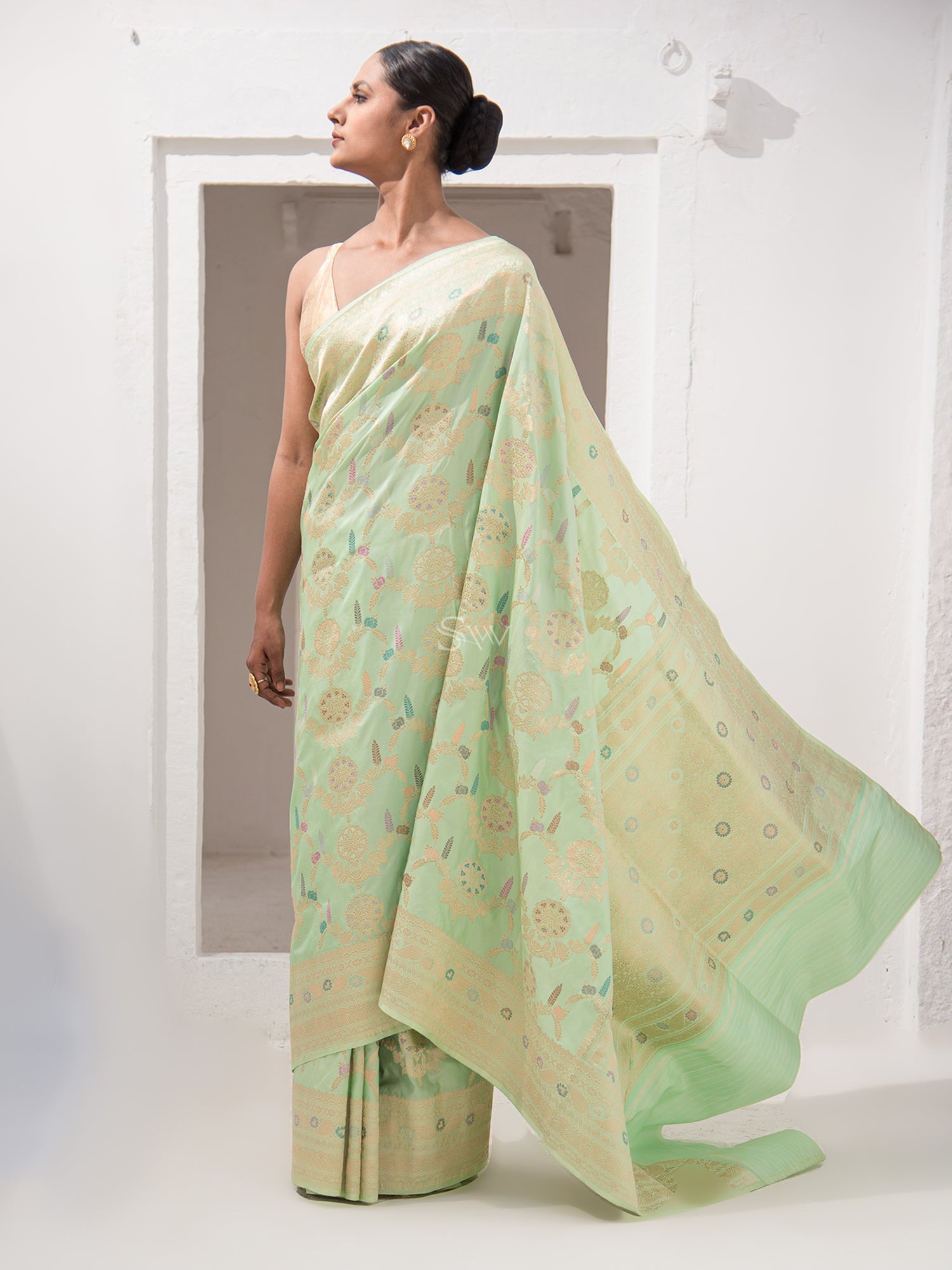 Pastel Pista Green Meenakari Katan Silk Handloom Banarasi Saree - Sacred Weaves