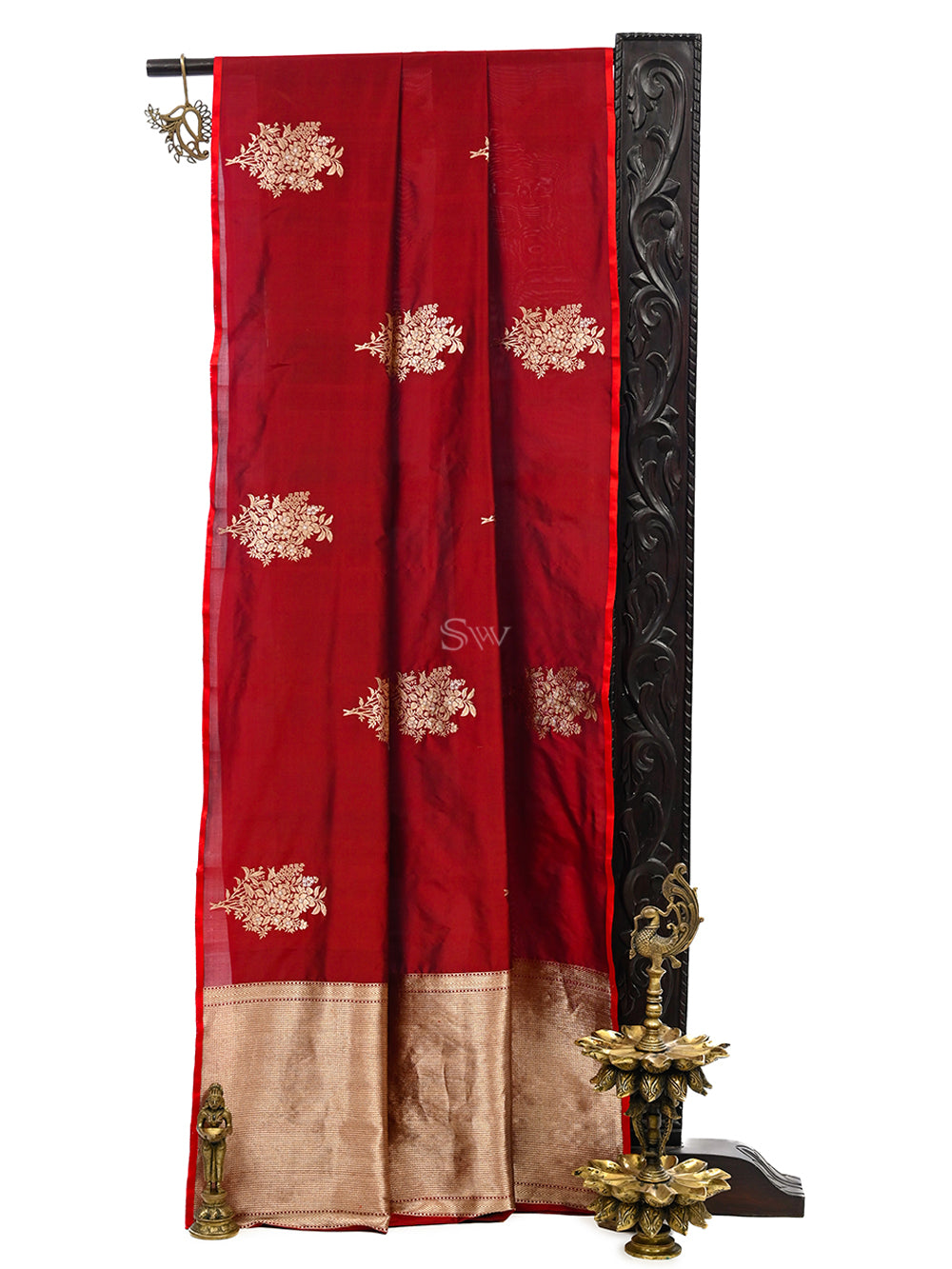 Maroon Boota Katan Silk Handloom Banarasi Saree