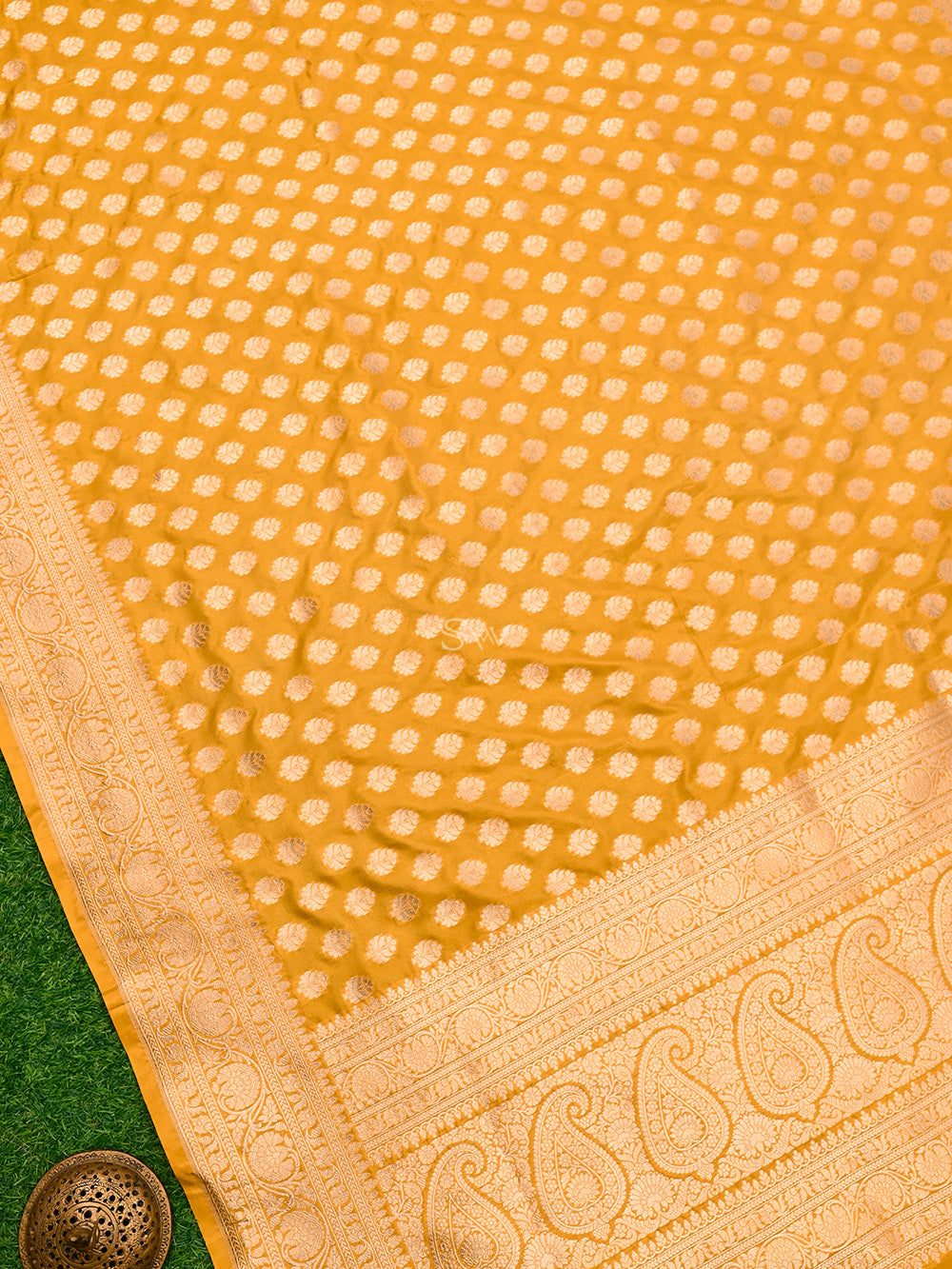 Mustard Booti Katan Silk Handloom Banarasi Saree