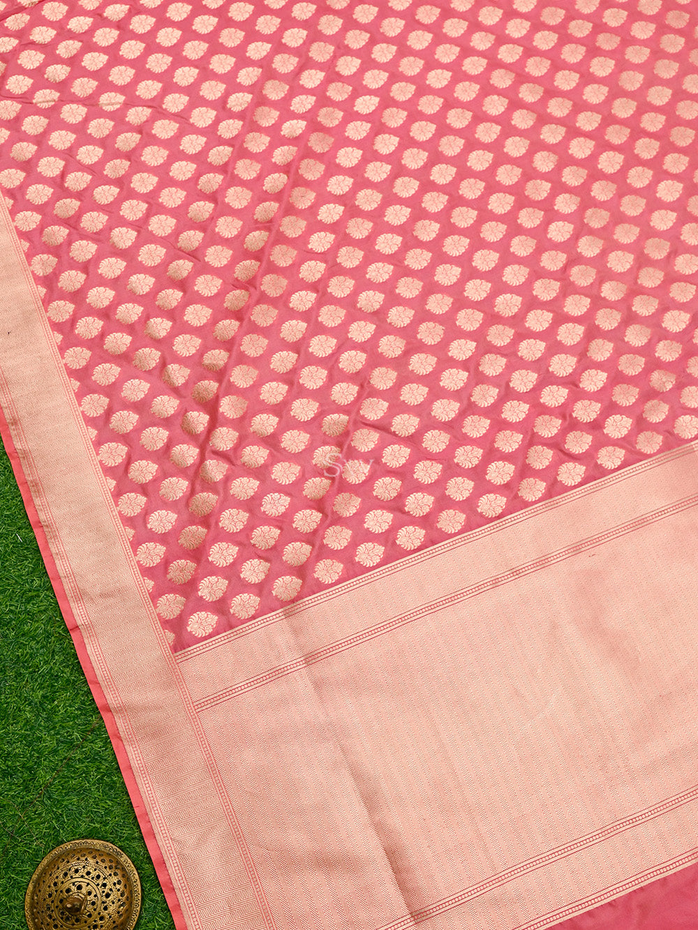 Pastel Pink Booti Katan Silk Handloom Banarasi Saree