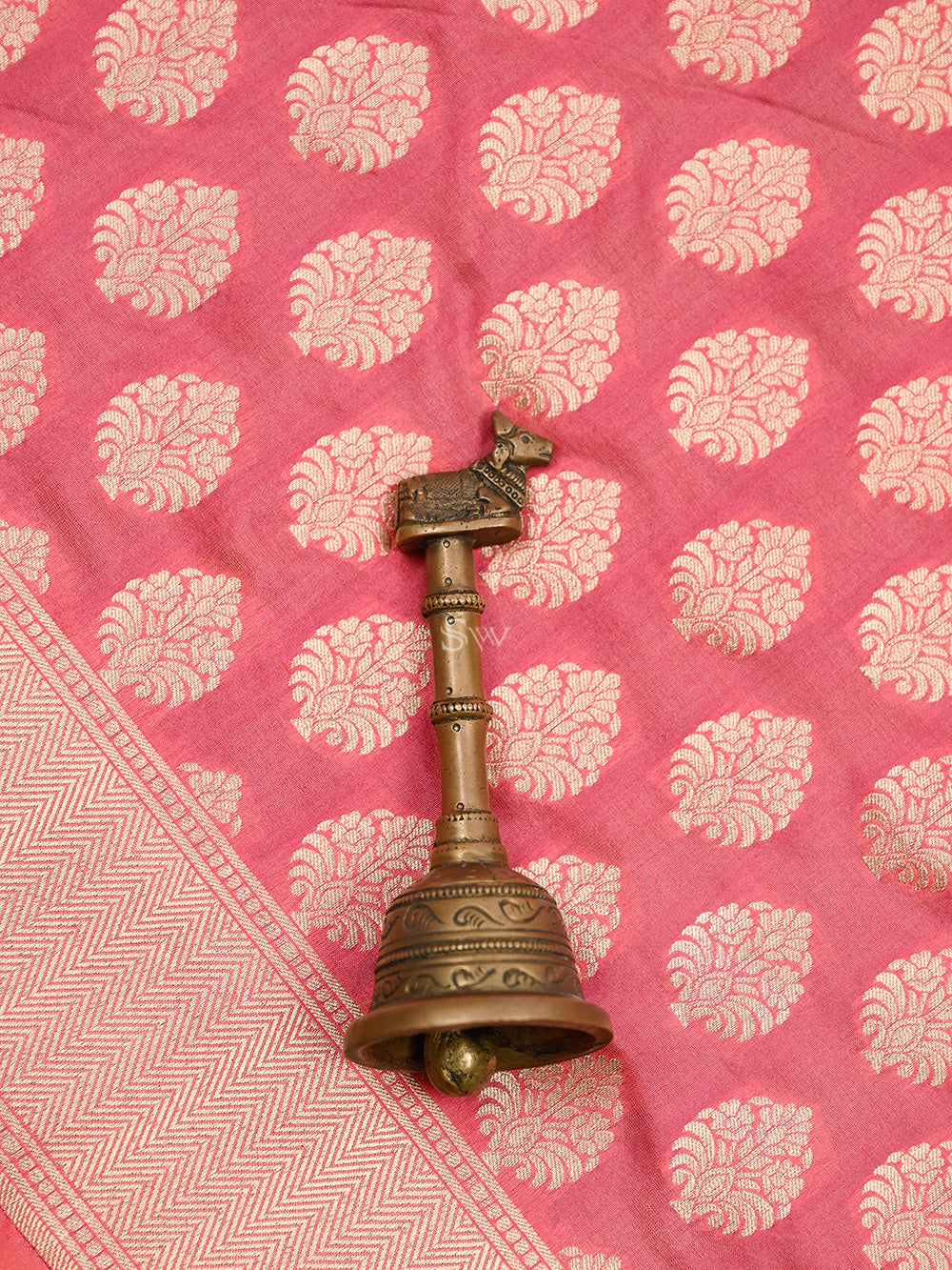 Pastel Pink Booti Katan Silk Handloom Banarasi Saree