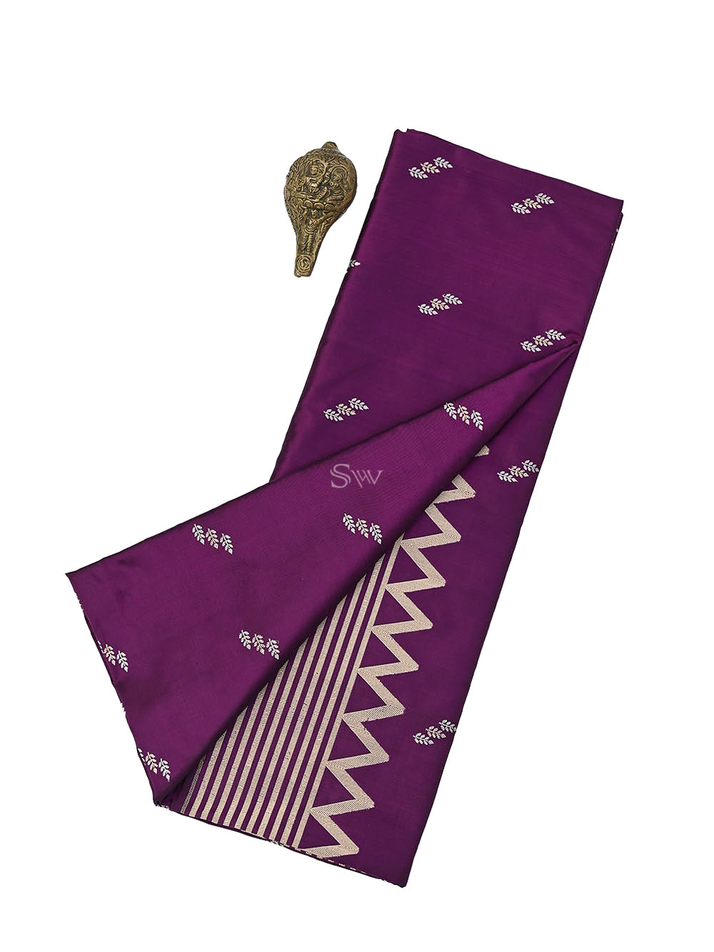 Dark Purple Booti Katan Silk Handloom Banarasi Saree