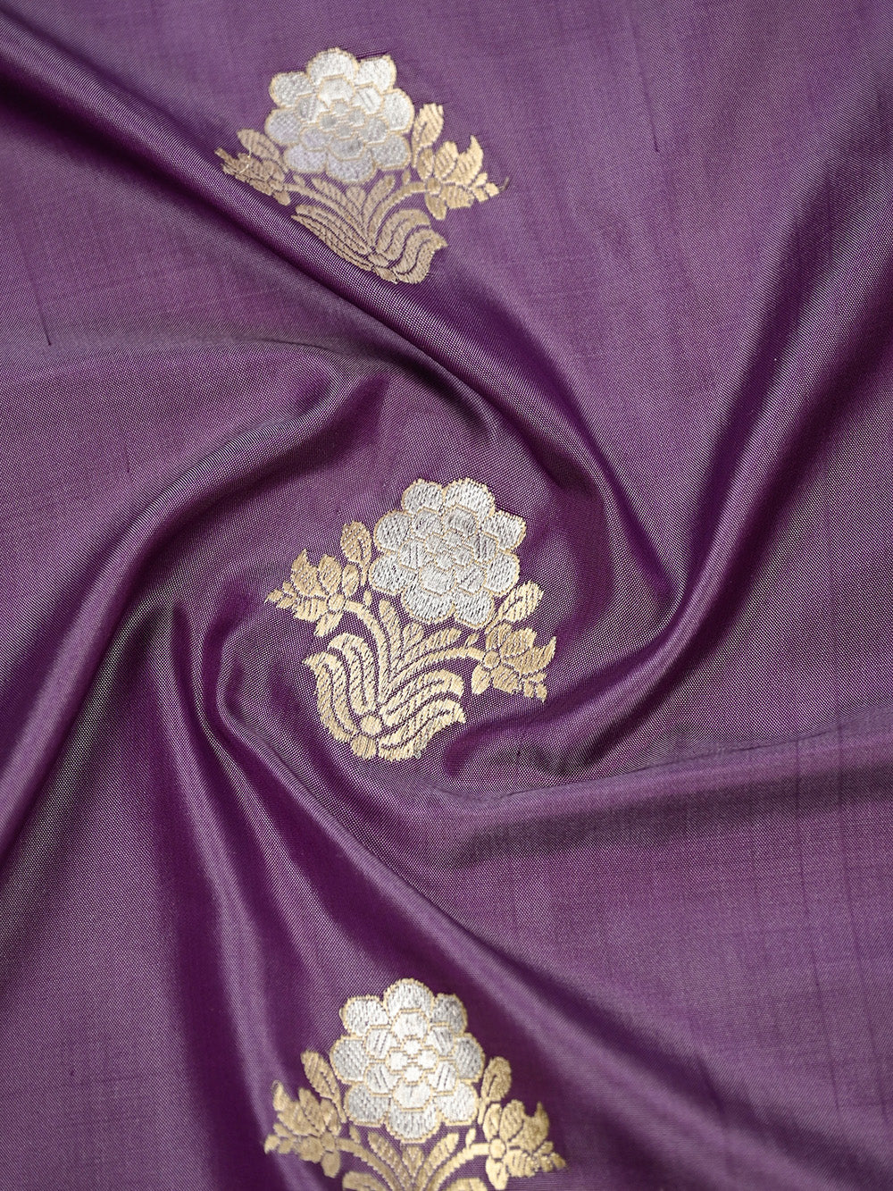 Pastel Purple Boota Katan Silk Handloom Banarasi Saree